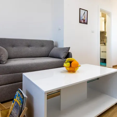 Mb سوبوتيتْسا