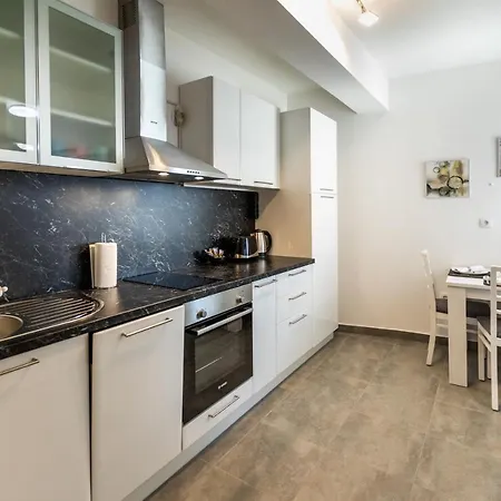 Mb سوبوتيتْسا